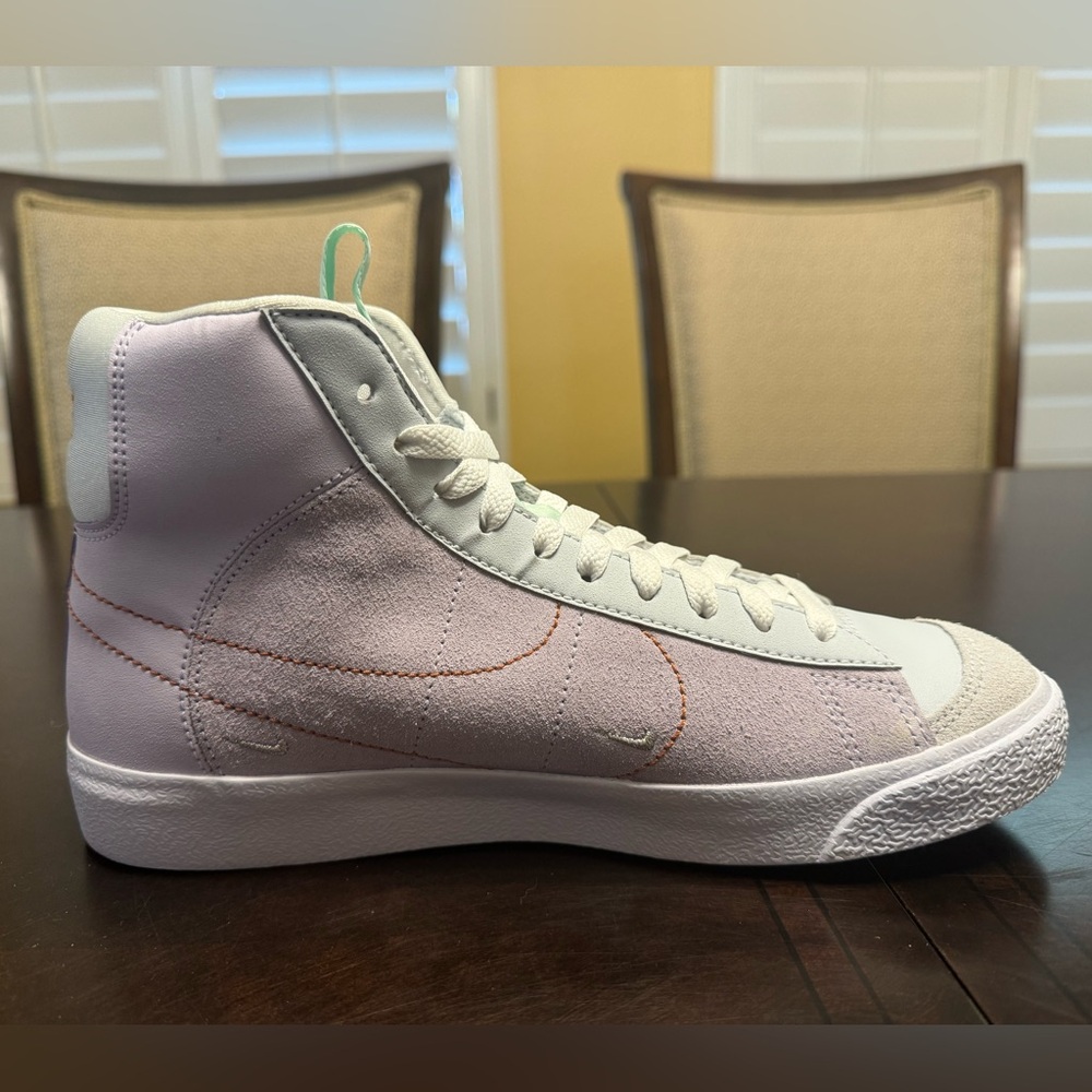 New Nike Blazer Mid 77 Lilac Sneaker Shoes - Picture 8 of 13